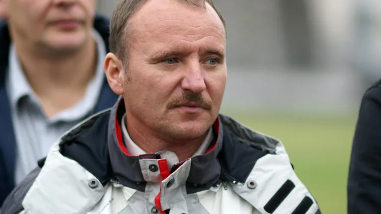 Estreia do novo técnico: razões para a esperança no clube