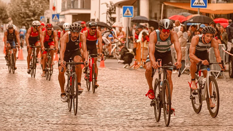 Revolução do Ciclismo: O Renascimento Competitivo