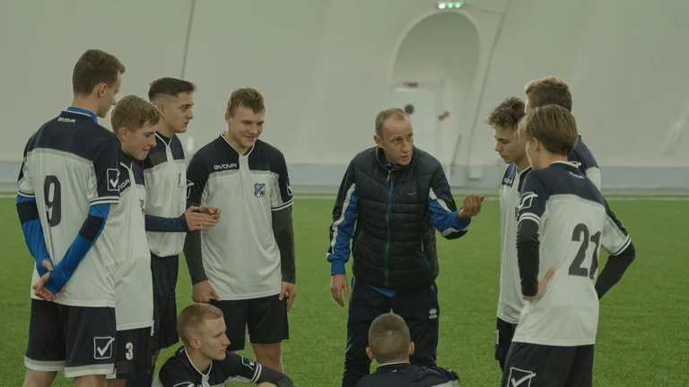 A Influência de Treinadores Jovens no Futebol Atual