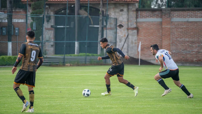 A Transição do Futebol Ofensivo para o Defensivo na Europa